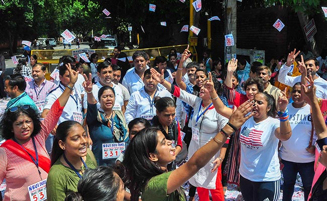 Delhi University Students' Union Results: ABVP Wins 3 Posts, NSUI 1