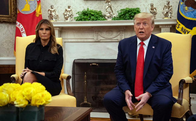 "Don't Vape," Donald Trump, Wife Melania Tell Teen Son Barron: Report