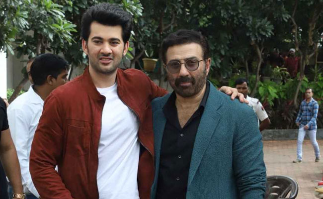 Why Sunny Deol Doesn't Want Son Karan Deol To Star In Remake Of His Films