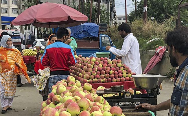 Government To Procure Apples Directly From Jammu And Kashmir Farmers