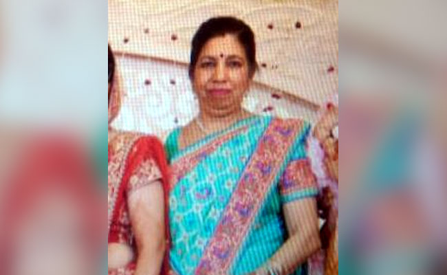 Delhi Chartered Accountant Shot Dead While Waiting For Husband In Car