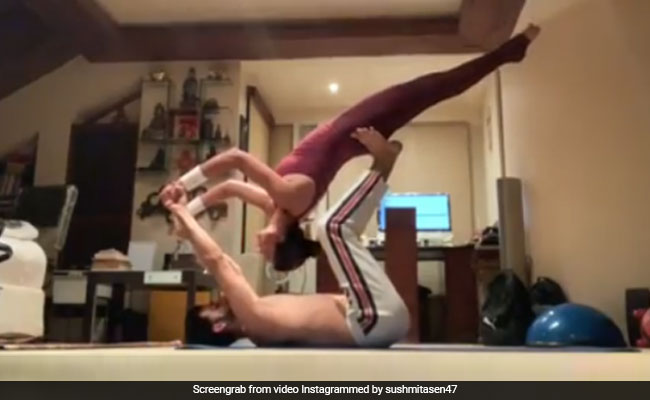Sushmita Sen 'Bends Backwards' Only For Rohman Shawl. Literally, As She Says