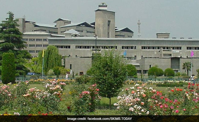 Teen, Part Of Protest Mob, Dies Of Injuries In Srinagar Hospital: Report