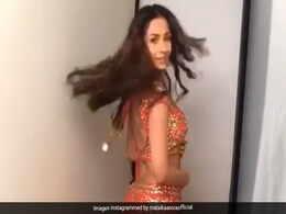 रेड कलर की ड्रेस में मलाइका अरोड़ा ने ढहाया कहर, Video देख आप भी रह जाएंगे हैरान रेड कलर की ड्रेस में मलाइका अरोड़ा ने ढहाया कहर, Video देख आप भी रह जाएंगे हैरान