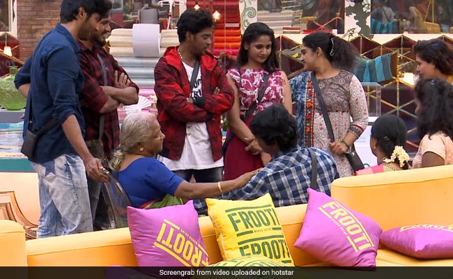 <I>Bigg Boss Tamil 3</i> Day 81, Written Update: The Housemates Get Best Surprises Ever