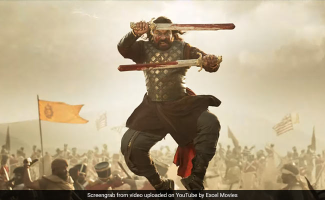 <i>Sye Raa Narasimha Reddy</i> Trailer: Chiranjeevi Is A Force You Don't Want To Mess With