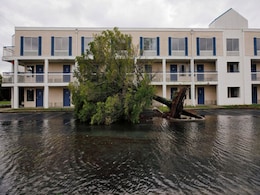 Hurricane Dorian Slams North Carolina With High Winds, Storm Surge Hurricane Dorian Slams North Carolina With High Winds, Storm Surge