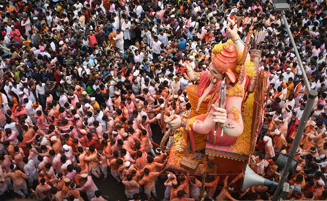 Mumbai Gives Ganesha A Grand Send-Off, Over 35,000 Idols Immersed