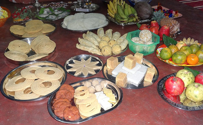 This Year, Mathura's Famous '<i>Chappan Bhog</i>' Dedicated To ISRO