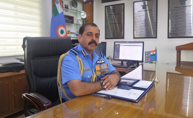 राफेल डील में प्रमुख भूमिका निभाने वाले राकेश कुमार सिंह भदौरिया बने IAF प्रमुख, जानिए उनके बारे में सब कुछ