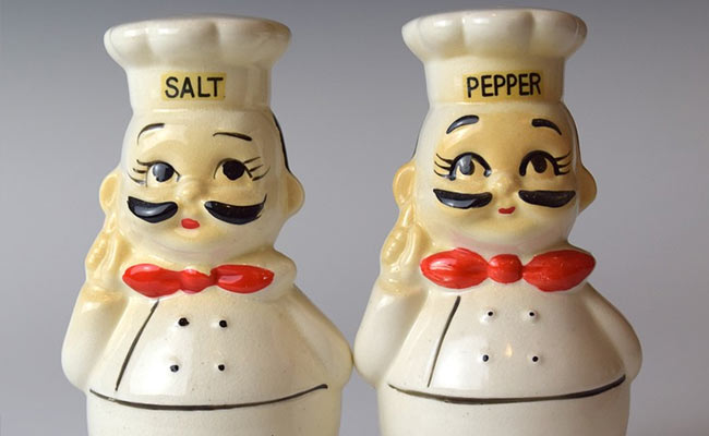 7 Cute Salt And Pepper Shakers That Your Kitchen Must Have