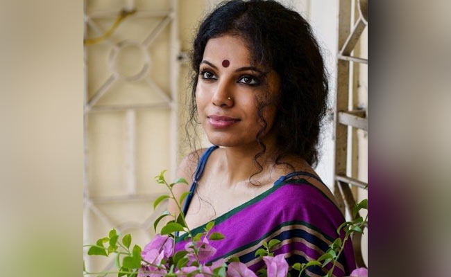 एस्कॉर्ट सर्विस के पोस्टर पर छापी इस एक्ट्रेस की फोटो और मोबाइल नंबर, जीना हुआ मुहाल- दर्ज करवाई शिकायत