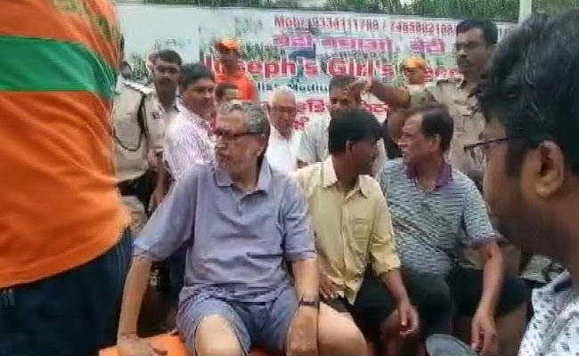 पटना में जल जमाव से चार-पांच दिन नहीं मिलेगी निजात, डिप्टी सीएम मोदी ने ली बैठक