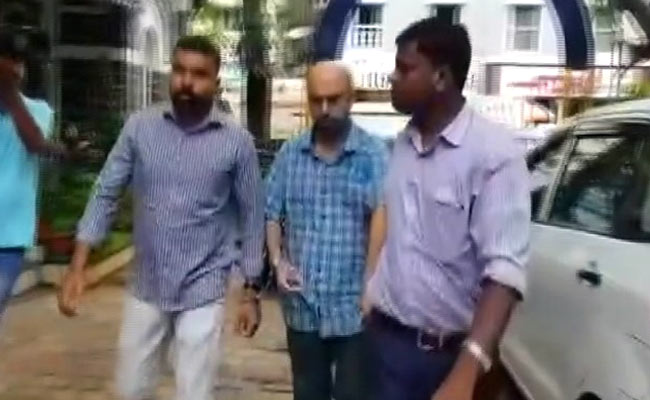 "Kill Twins," Says Diary Of Mumbai Man Who Threw Child Off Building: Cops