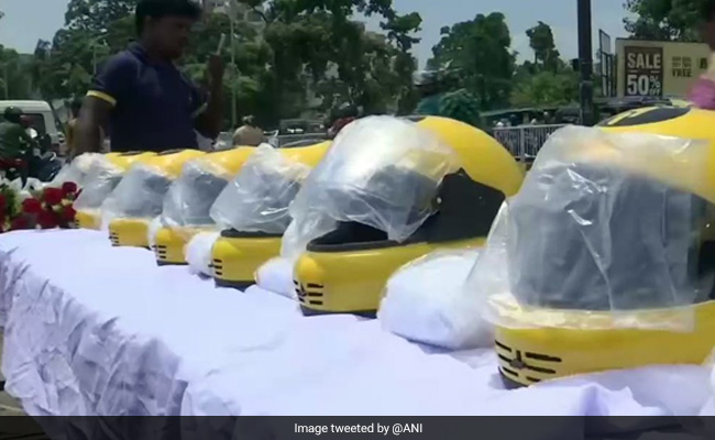 Roses And Free Helmets At Odisha's Awareness Drive On New Traffic Fines