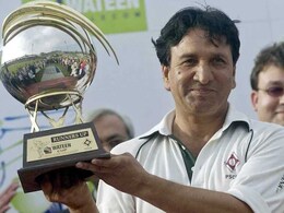 पाकिस्तान के महान गेंदबाज अब्दुल कादिर का निधन, PCB सहित दिग्गजों ने जताया दुख पाकिस्तान के महान गेंदबाज अब्दुल कादिर का निधन, PCB सहित दिग्गजों ने जताया दुख