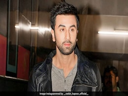 रणबीर कपूर की फोटो पर आलिया भट्ट की मम्मी का आया कमेंट, एक्ट्रेस ने शेयर की थी तस्वीर रणबीर कपूर की फोटो पर आलिया भट्ट की मम्मी का आया कमेंट, एक्ट्रेस ने शेयर की थी तस्वीर