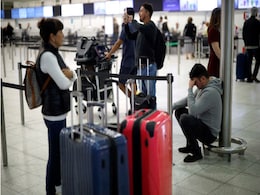 UK Repatriates 10% Of Its Nationals After Thomas Cook's Collapse UK Repatriates 10% Of Its Nationals After Thomas Cook's Collapse