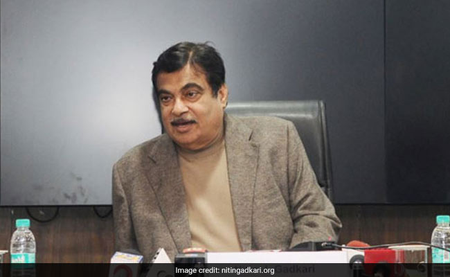 Nitin Gadkari, Defending Fines, References Sonia Gandhi, Arvind Kejriwal