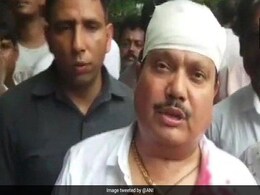 बंगाल में बीजेपी सांसद अर्जुन सिंह की कार में तोड़-फोड़, लाठीचार्ज में फूटा सिर बंगाल में बीजेपी सांसद अर्जुन सिंह की कार में तोड़-फोड़, लाठीचार्ज में फूटा सिर