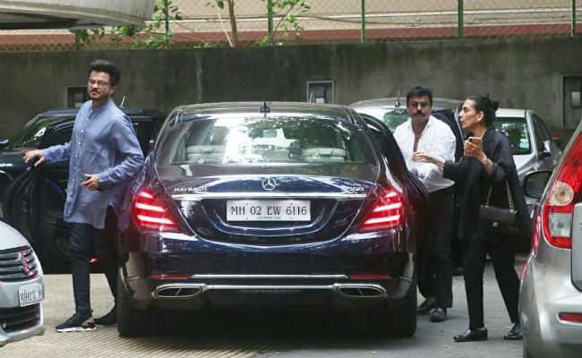Anil Kapoor And Sunita Kapoor Caught Up With Rishi Kapoor Over The Weekend. See Pics