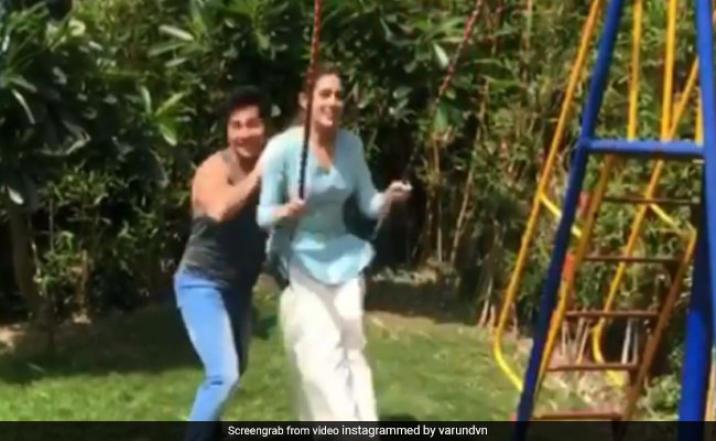 Sara Ali Khan And Varun Dhawan Are Busy Having 'Fun In The Sun' On The Sets Of <i>Coolie No 1</i>