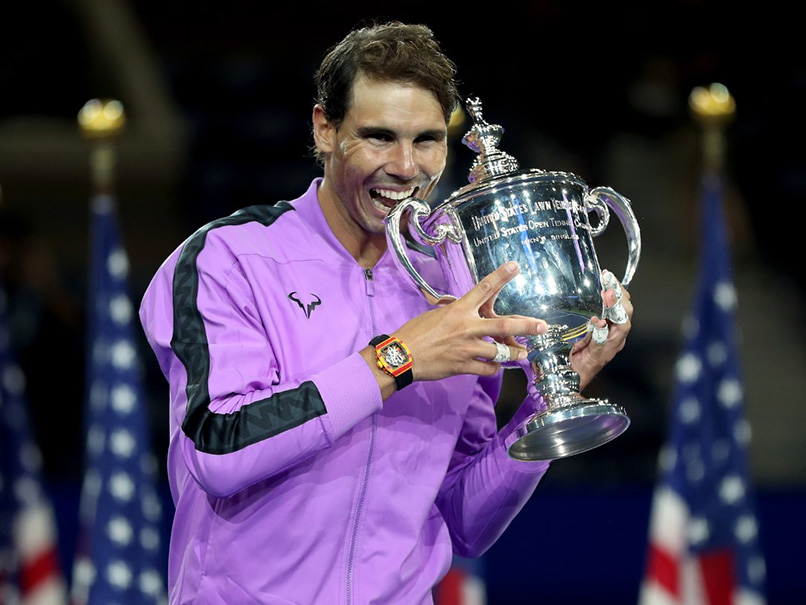 रूसी खिलाड़ी दानिल मेदवेदेव को हराकर राफेल नडाल ने जीता 19वां ग्रैंड स्लैम खिताब