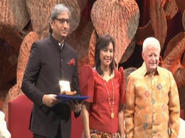 हिंदी पत्रकारिता के लिए गर्व का दिन :  NDTV के मैनेजिंग एडिटर रवीश कुमार रैमॉन मैगसेसे पुरस्कार से सम्मानित हिंदी पत्रकारिता के लिए गर्व का दिन :  NDTV के मैनेजिंग एडिटर रवीश कुमार रैमॉन मैगसेसे पुरस्कार से सम्मानित