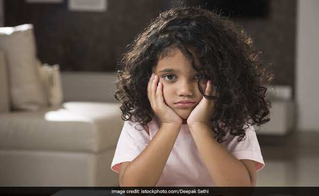WHO की चेतावनी! घर में ज्यादा रहने का पड़ रहा बच्चों की आंखों पर असर... WHO की चेतावनी! घर में ज्यादा रहने का पड़ रहा बच्चों की आंखों पर असर...