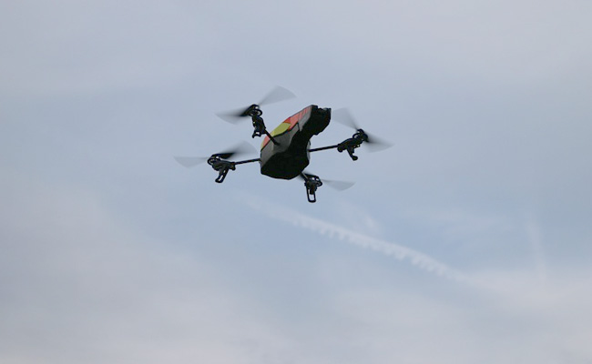 पाक की नापाक कोशिश: भारतीय सीमा में घुसा पाकिस्तान का एक और ड्रोन, अलर्ट पर BSF