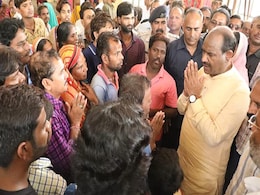 बाढ़ प्रभावित इलाकों का निरीक्षण करने पहुंचे लोस अध्यक्ष ओम बिरला, प्रभावित लोगों की सुनी समस्याएं बाढ़ प्रभावित इलाकों का निरीक्षण करने पहुंचे लोस अध्यक्ष ओम बिरला, प्रभावित लोगों की सुनी समस्याएं