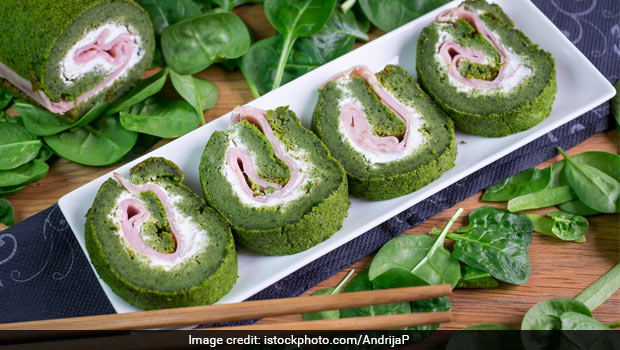 This Spinach (Palak) Dhokla Is A Perfect Combo Of Taste And Health