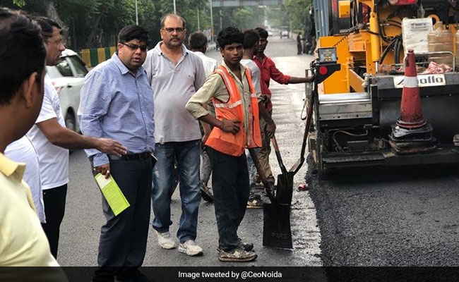 Noida Authorities Begin Using Plastic Waste In Construction Of Roads