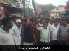 অর্জুন সিংয়ের উপর হামলায় ব্যারাকপুর বনধে ফের পুলিশের সঙ্গে সংঘর্ষ বিজেপির