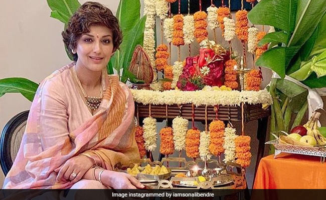 Ganesh Chaturthi: Sonali Bendre's 'Aarti On FaceTime' Story And Wishes From Other Stars