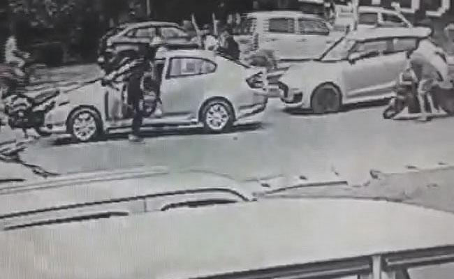 College Principal Thrashed With Hockey Sticks On Busy Road Near Delhi