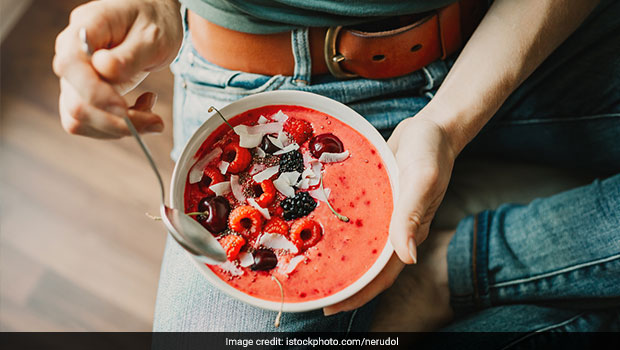 Healthy Diet: 3 Delightful Smoothie Bowl Recipes For An 'Insta-worthy' Nutritious Meal