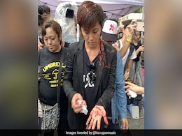 Hong Kong Singer Attacked With Paint At Pro-Democracy Rally In Taiwan Hong Kong Singer Attacked With Paint At Pro-Democracy Rally In Taiwan