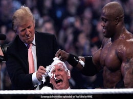 जब डोनाल्ड ट्रंप ने WWE के मालिक को पीटकर किया था गंजा, पुराना Video हुआ वायरल जब डोनाल्ड ट्रंप ने WWE के मालिक को पीटकर किया था गंजा, पुराना Video हुआ वायरल