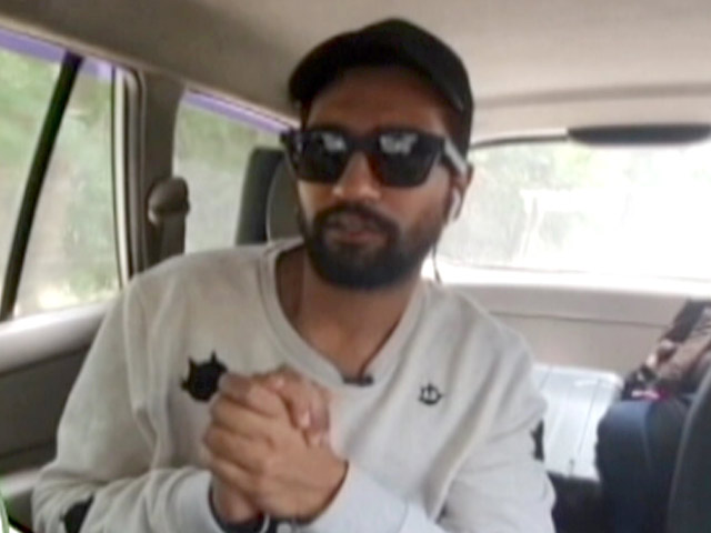 Vicky Kaushal Supports NDTV-Dettol Banega Swasth India Campaign