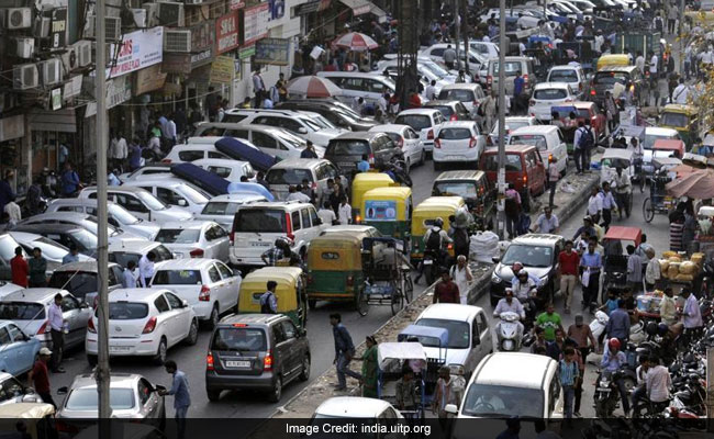 AAP Alleges Heavy Loss To Civic Body Over Parking Fee Collection Irregularity