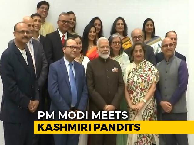 PM Modi Meets Kashmiri Pandits In Houston