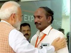 Moment When PM Modi Consoled An Emotional ISRO Chief