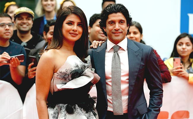 'In <I>The Sky Is Pink</i>, Priyanka Chopra, Farhan Akhtar's Chemistry Is Magical': Shibani Dandekar's Review