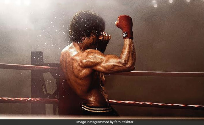 <i>Toofan</i> First Look: Raging Bull Farhan Akhtar Puts His Boxing Gloves On