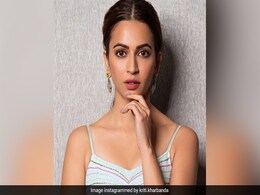 Trending: Pulkit Samrat Left This Comment On Rumoured Girlfriend Kriti Kharbanda's Post Trending: Pulkit Samrat Left This Comment On Rumoured Girlfriend Kriti Kharbanda's Post