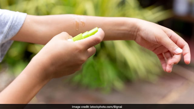 Try these effective home remedies to manage discomfort from mosquito bites