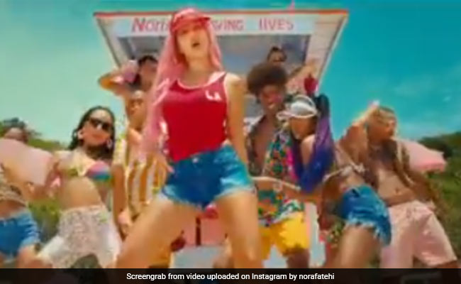 Nora Fatehi के नए डांस वीडियो ने आते ही मचाया तहलका, बार-बार देखा जा रहा Video