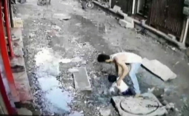 Man Saves Four-Year-Old Girl From Drowning In Open Drain In Jodhpur