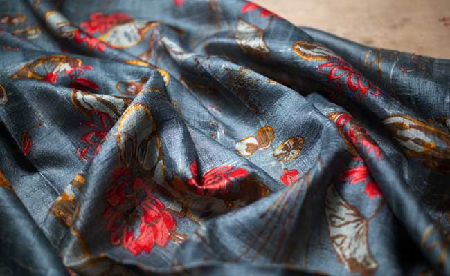 9 Gorgeous <i>Dupattas</i> To Add To Your Festive Wardrobe